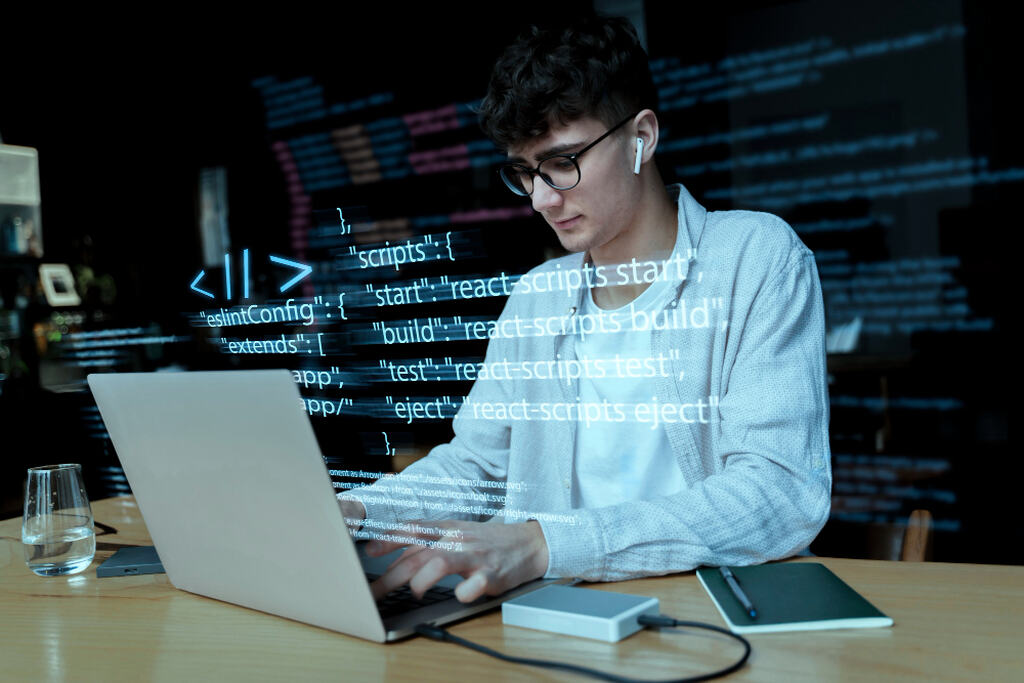 Imagem Desenvolvedor Java: saiba o que faz e como contratar com a SevenSys TI